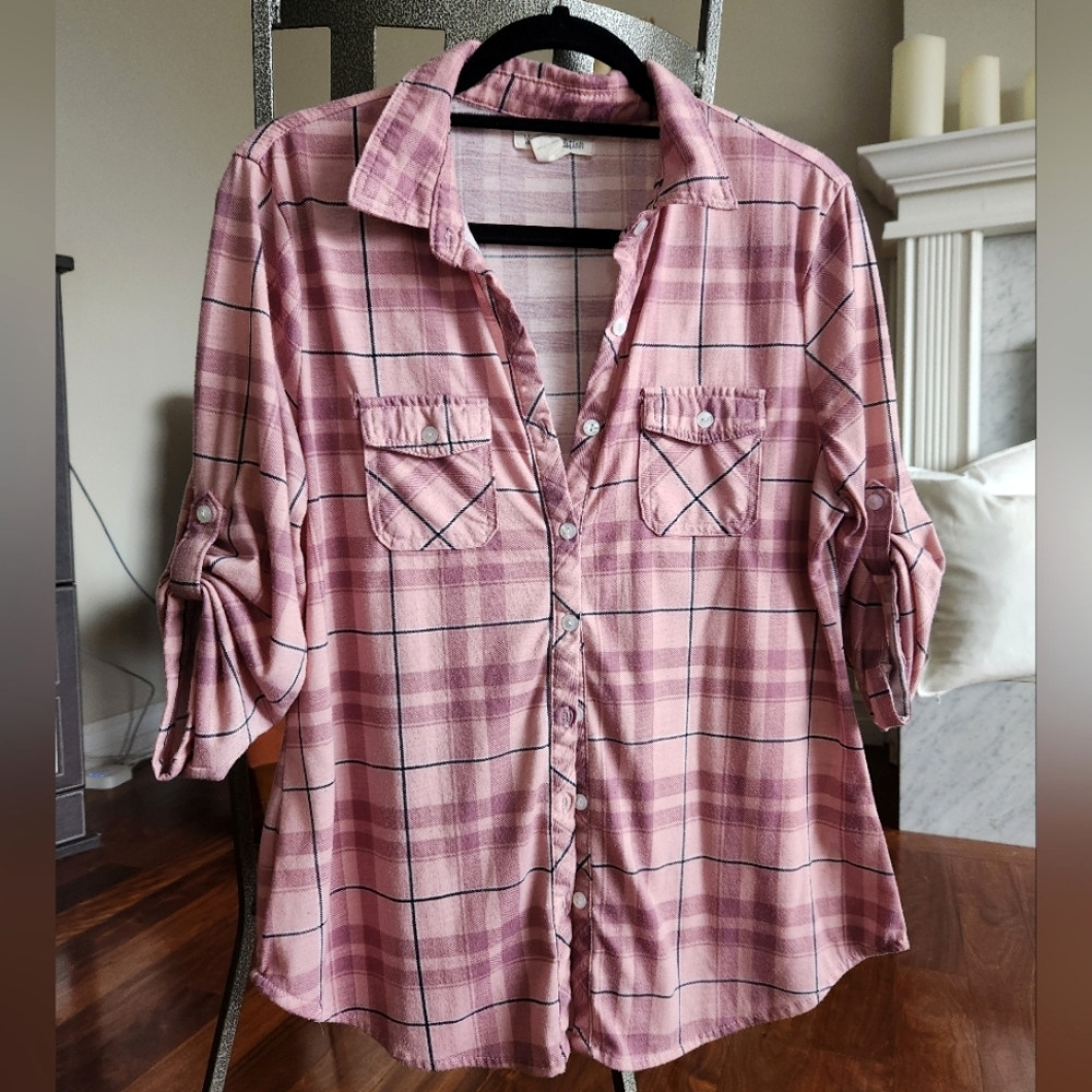 Pink plaid button up shirt